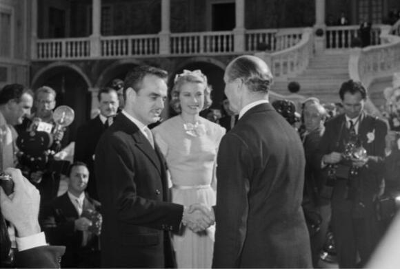 Le « Mariage du siècle » vu par la télévision et le cinéma